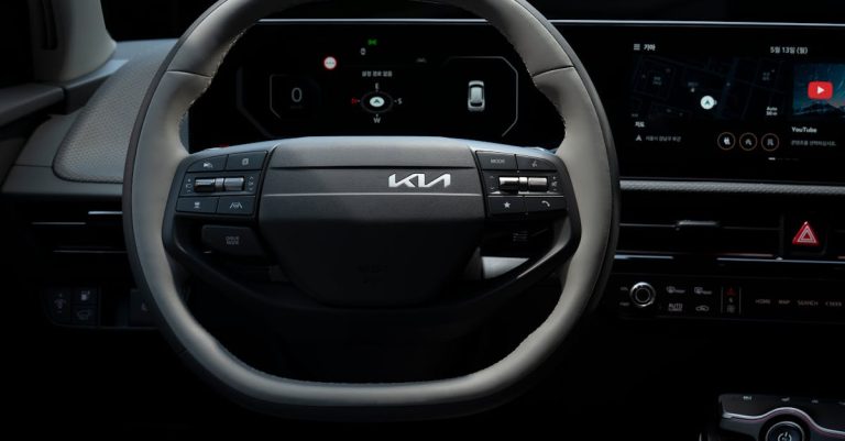 Kia Display Screen Not Working? Here's Step-by-Step Fix Guide ...