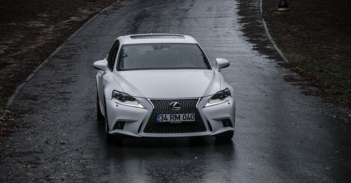 lexus