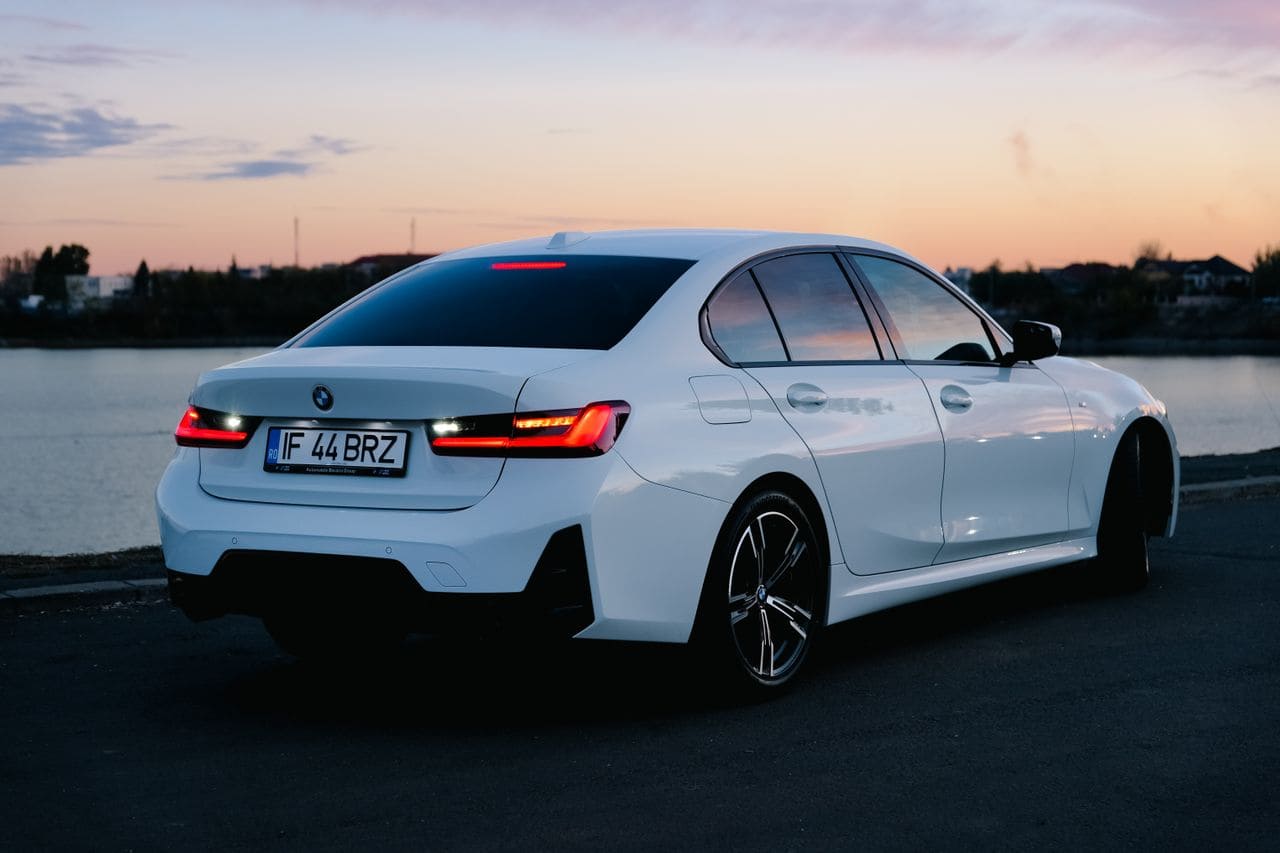 bmw 330i
