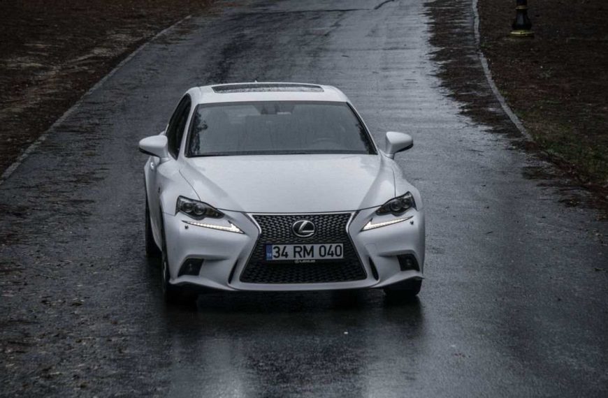 lexus