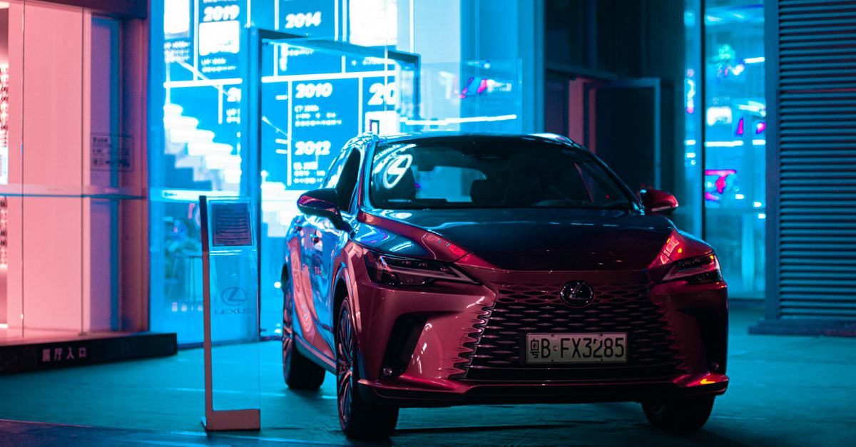 lexus